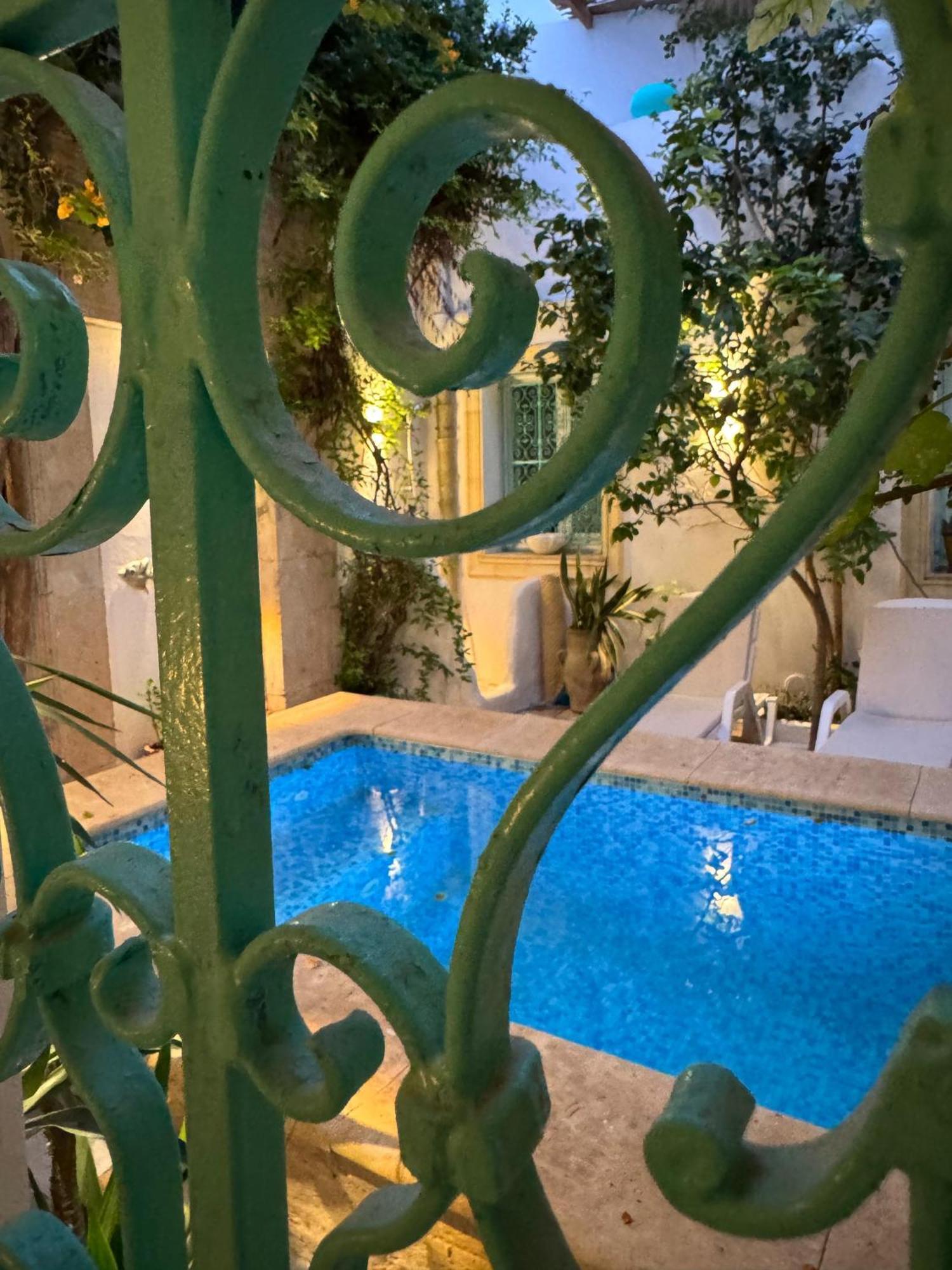 Dar El Mahdia By Daldoul Bed and Breakfast Exteriör bild
